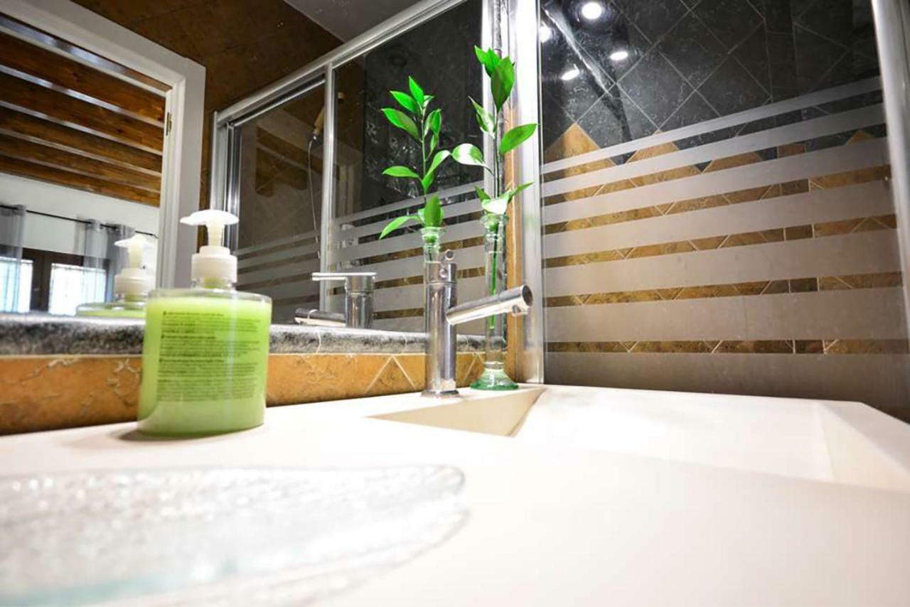 Casa Alfalfa 2 Dormitorios Terraza Y Solarium Privado 세비야 외부 사진